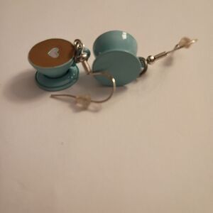 Elegant Blue Heart Earrings